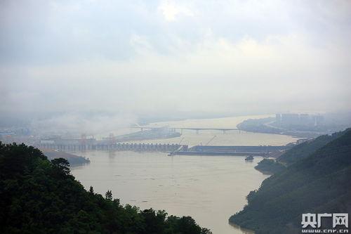 築牢(lao)防(fang)洪(hong)屏(ping)障(zhang) 守(shou)護(hu)西(xi)江(jiang)安瀾——廣(guang)西(xi)大藤峽水(shui)利(li)樞(shu)紐多措並舉(ju)確保(bao)汛(xun)期安全運(yun)行